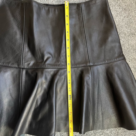 Ralph Lauren Women's Black A-Line Lamb Leather Skirt/Silk Inlining Sz 6 - Picture 8 of 8